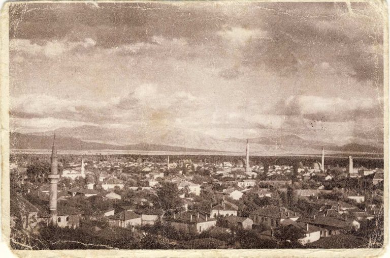 Панорама на Би­тола под број 1089 из­дадена од Туристичката агенција “Путник” во 1948 година.