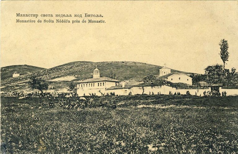 Црквата „Света Недела” со придружните објекти. Во заднината се Еврејските гробишта.